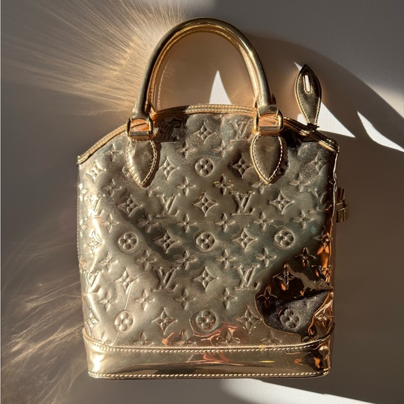 Louis Vuitton Limited Edition Gold Monogram Miroir Lockit Bag 2006 Marc Jacobs - Picture 4 of 17